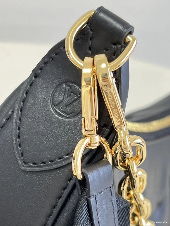 LOUIS VUITTON THE MOON OVER 0518